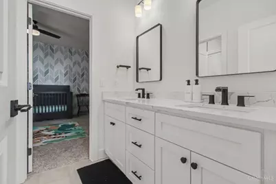 50412 Delta Avenue, Cincinnati, OH 45226 - Photo 22