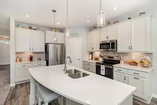 3037 Barnbougle Dr, Cincinnati, OH 45233 - Photo 8