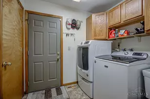 2405 Smith Rd, Hamilton, OH 45013 - Photo 16