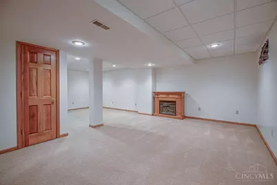 2405 Smith Road, Hamilton, OH 45013 - Photo 28
