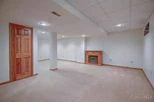 2405 Smith Rd, Hamilton, OH 45013 - Photo 28