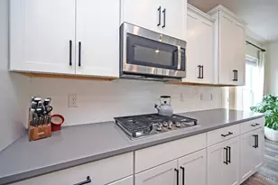 1296 Autumn Run Dr, Hamilton Township, OH 45039 - Photo 26