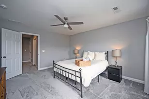 1296 Autumn Run Dr, Hamilton Township, OH 45039 - Photo 48