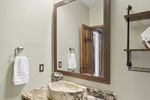 8784 Eagle Ridge Dr, West Chester, OH 45069 - Photo 28