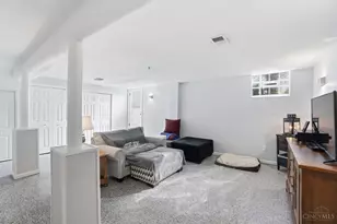 4240 Dartmouth Dr, Cincinnati, OH 45217 - Photo 30