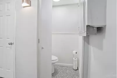 4240 Dartmouth Drive, Cincinnati, OH 45217 - Photo 32