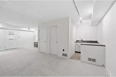 9678 Iris Drive, West Chester, OH 45241 - Photo 12