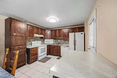 1371 Summe Drive, Cincinnati, OH 45231 - Photo 10
