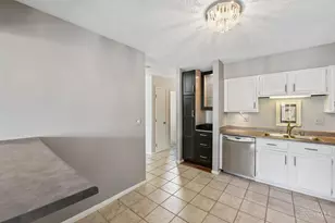 9321 Hunters Creek Dr, Blue Ash, OH 45242 - Photo 16