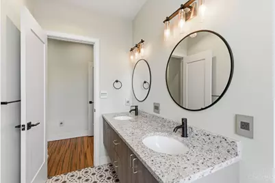 206 Wade Street, Cincinnati, OH 45202 - Photo 16