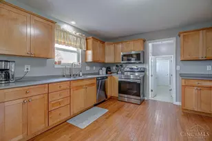 1399 Treaty Ct, Hamilton, OH 45013 - Photo 6