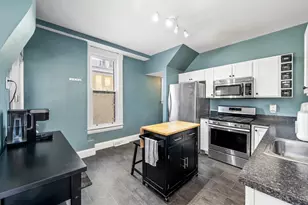 4726 Castle Pl, Cincinnati, OH 45227 - Photo 6