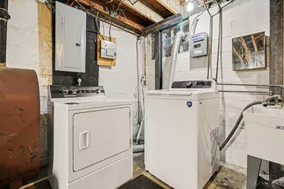 1899 Berkshire, Cincinnati, OH 45230 - Photo 22