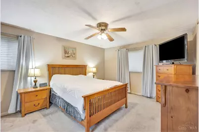 5525 Whispering, Cincinnati, OH 45247 - Photo 22