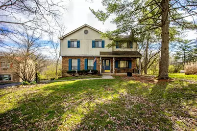 5525 Whispering, Cincinnati, OH 45247 - Photo 2