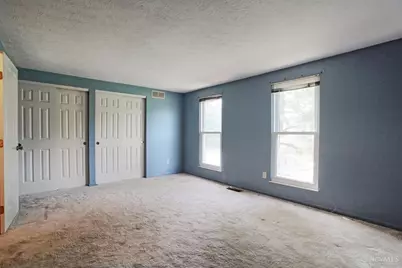 1049 Stratford Court, Loveland, OH 45140 - Photo 16