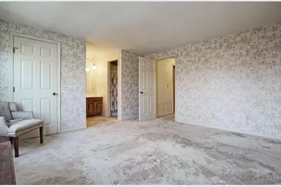 1049 Stratford Court, Loveland, OH 45140 - Photo 12