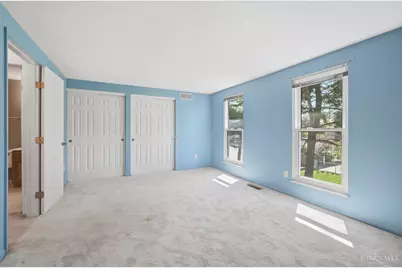 1049 Stratford Court, Loveland, OH 45140 - Photo 16