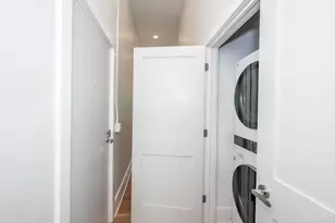 915 Vine St, Cincinnati, OH 45202 - Photo 16