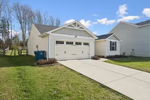 108 Wooded Ridge Dr, Amelia, OH 45102 - Photo 2