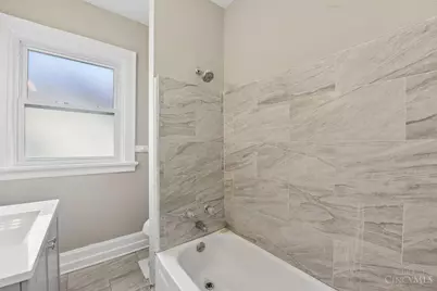 3543 Wilson Avenue, Cincinnati, OH 45229 - Photo 32