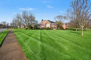 2289 Lauren Close, Anderson Township, OH 45244 - Photo 2