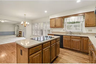 2289 Lauren Close, Anderson Township, OH 45244 - Photo 16