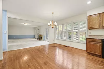 2289 Lauren Close, Anderson Township, OH 45244 - Photo 12