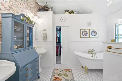 1502 Huntcrest Drive, Cincinnati, OH 45255 - Photo 46