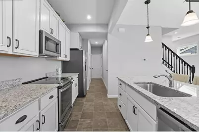 5821 Parkview Lane, Miami Township, OH 45150 - Photo 12