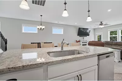 5821 Parkview Lane, Miami Township, OH 45150 - Photo 16