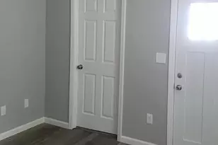 722 Walnut St, Lockland, OH 45215 - Photo 6