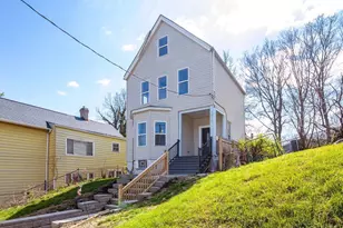 1915 Maple Ave, Norwood, OH 45212 - Photo 1