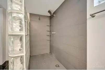 1088 Pinehollow Lane, Springfield Township, OH 45231 - Photo 22