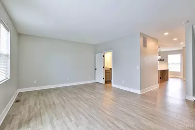 3500 Madison Park Avenue #B, Cincinnati, OH 45209 - Photo 8