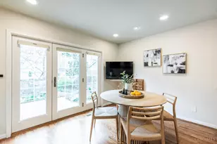 3675 Traskwood Cir, Cincinnati, OH 45208 - Photo 8