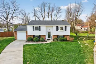 10225 Springknob Ct, Colerain Township, OH 45251 - Photo 2