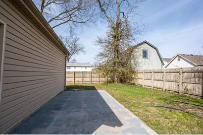 4824 Fairview Avenue, Cincinnati, OH 45242 - Photo 12