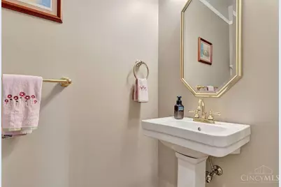 4004 Hickory Hollow Drive, Ross Township, OH 45013 - Photo 18