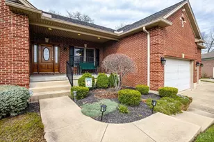 4004 Hickory Hollow Dr, Ross Township, OH 45013 - Photo 2