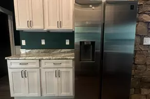 393 Clark St, Batavia, OH 45103 - Photo 8