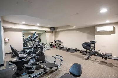 1815 Wm H Taft Rd Road #207, Cincinnati, OH 45206 - Photo 18