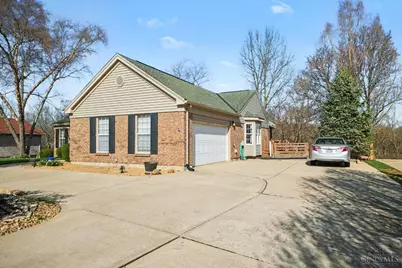 7854 Surreywood Drive, Miami Township, OH 45052 - Photo 2