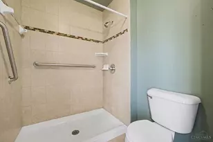 7854 Surreywood Dr, Miami Township, OH 45052 - Photo 16