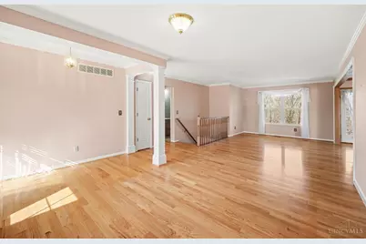 7854 Surreywood Drive, Miami Township, OH 45052 - Photo 4