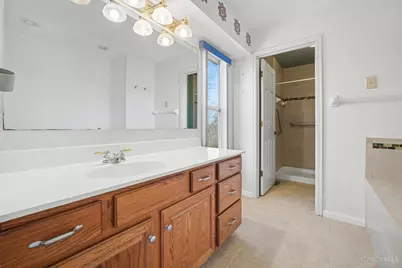 7854 Surreywood Drive, Miami Township, OH 45052 - Photo 14