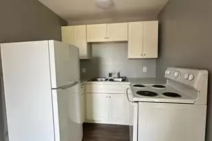 329 W South St, Bethel, OH 45106 - Photo 12