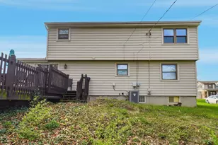 250 Greenwell Ave, Delhi Township, OH 45238 - Photo 6