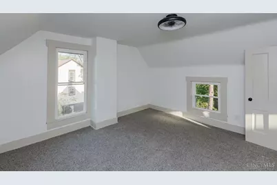 555 E Sycamore Street, Miamisburg, OH 45342 - Photo 22