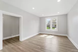 112 Bacon St, Lockland, OH 45215 - Photo 10